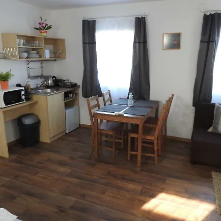 Akali Studio Apartmán