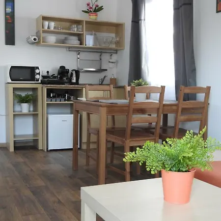 Akali Studio Balatonakali